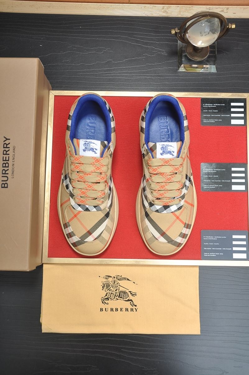 Burberry Low Shoes